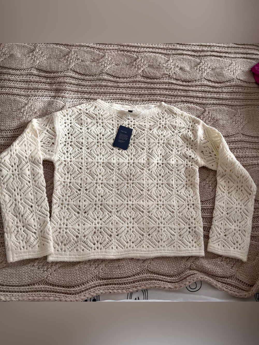 Universal Thread Open Stitch Sweater SZ M NWT
